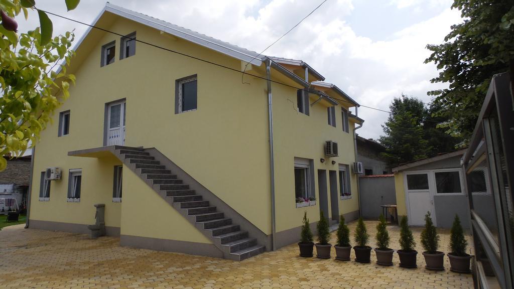 Zen Apartmani Нови-Сад Экстерьер фото