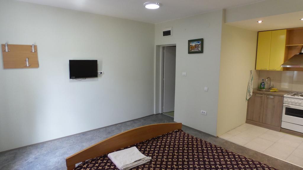 Zen Apartmani Нови-Сад Экстерьер фото